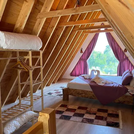 فيلة Kabak Hideway 1